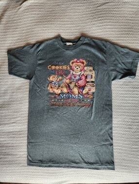🍪 Vintage Single Stitch - Moms are the Chocolate Chips T-Shirt - Size M